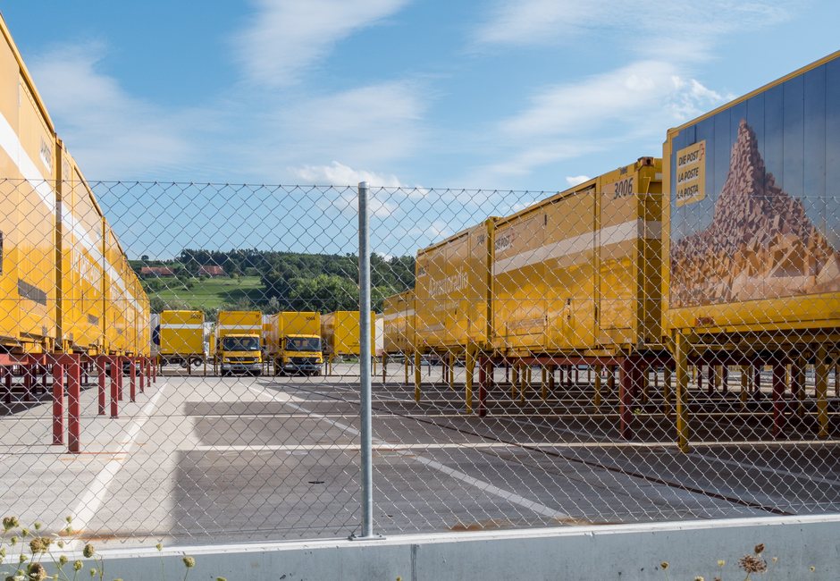 Depot swapbody container terminal staging morning dispatch round